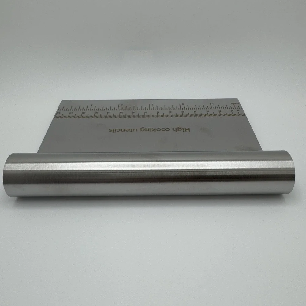 Stainless Steel Dough Scraper Cutter – Pizza Pastry Cake Baking Tool for Kitchen